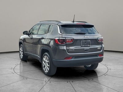 2022 Jeep Compass Latitude Lux
