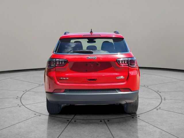 2023 Jeep Compass Latitude Lux