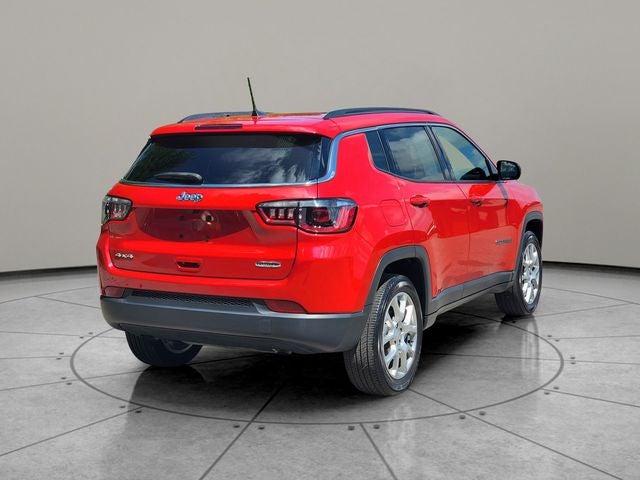 2023 Jeep Compass Latitude Lux
