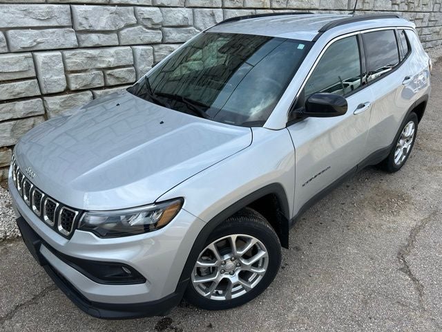 2024 Jeep Compass Latitude Lux