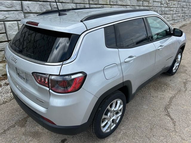 2024 Jeep Compass Latitude Lux