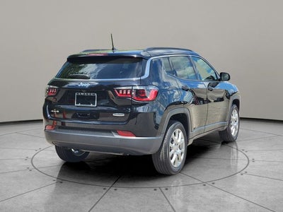 2024 Jeep Compass Latitude Lux