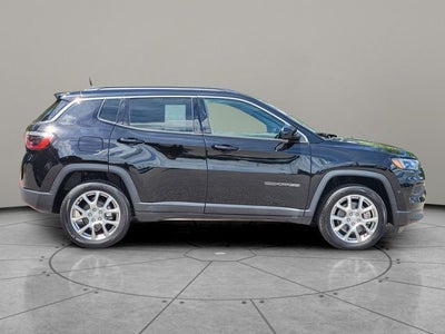 2024 Jeep Compass Latitude Lux