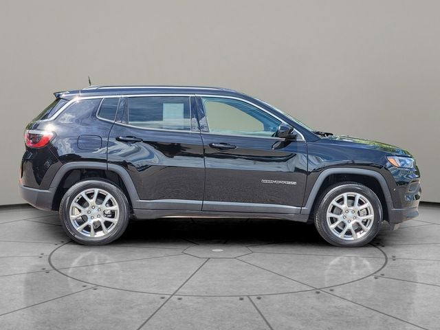 2024 Jeep Compass Latitude Lux