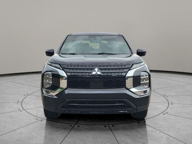 2023 Mitsubishi Outlander SE Black Edition
