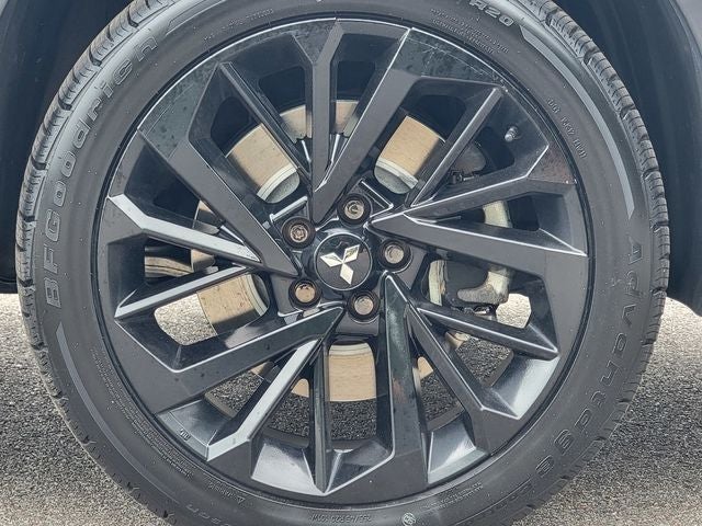 2023 Mitsubishi Outlander SE Black Edition