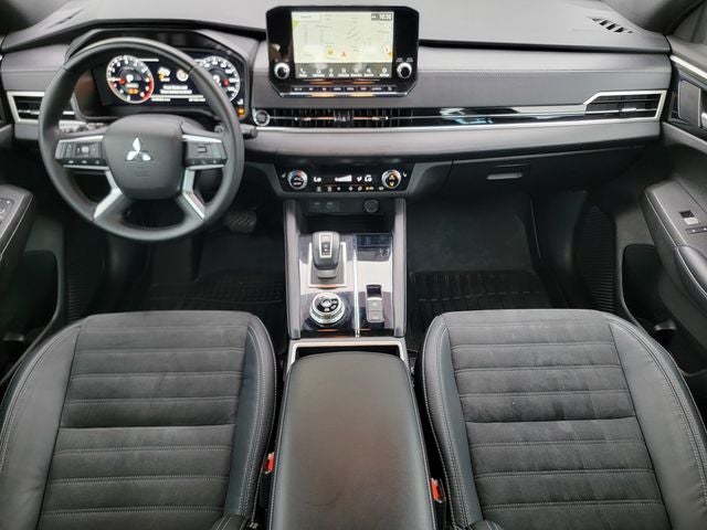 2023 Mitsubishi Outlander SE Black Edition