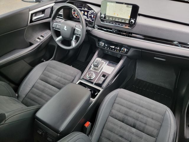2023 Mitsubishi Outlander SE Black Edition