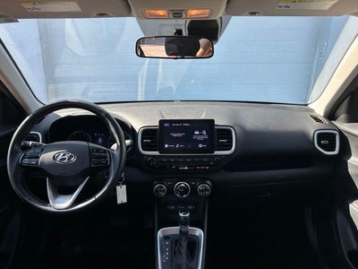 2022 Hyundai Venue SEL