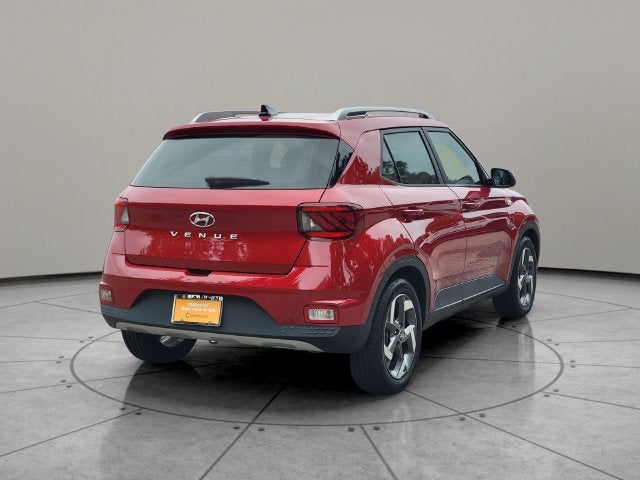 2022 Hyundai Venue SEL