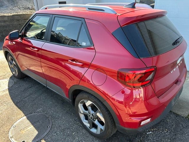 2022 Hyundai Venue SEL