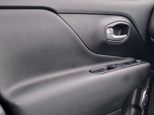 2023 Jeep Renegade Altitude