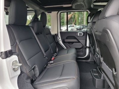 2027 Jeep Wrangler WRANGLER 4-DOOR SAHARA