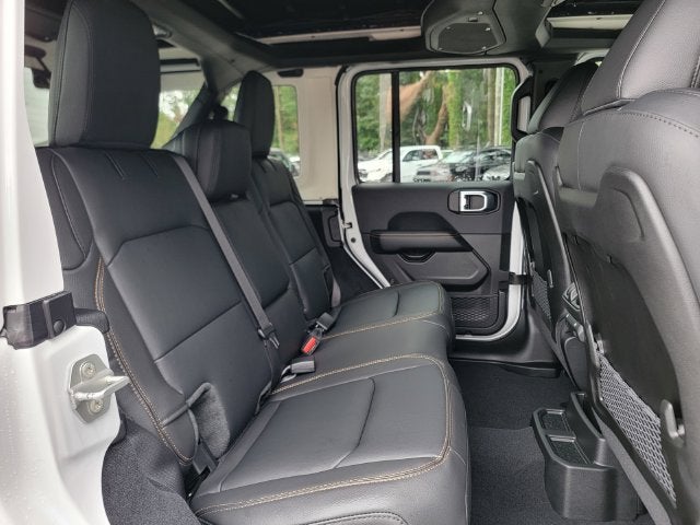 2027 Jeep Wrangler WRANGLER 4-DOOR SAHARA