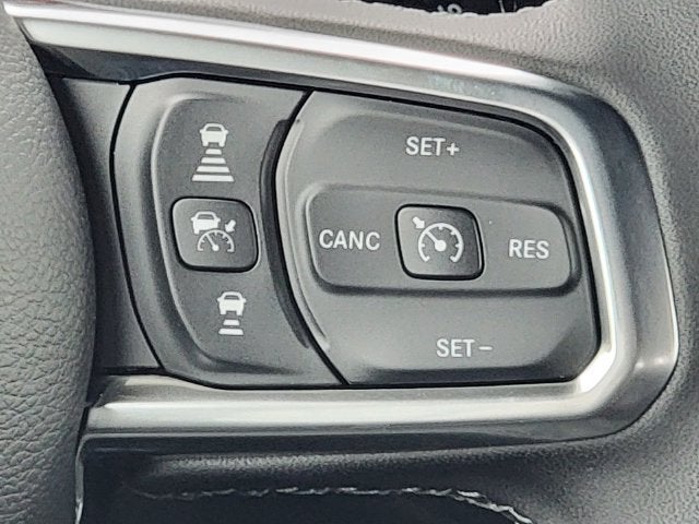 2027 Jeep Wrangler WRANGLER 4-DOOR SAHARA