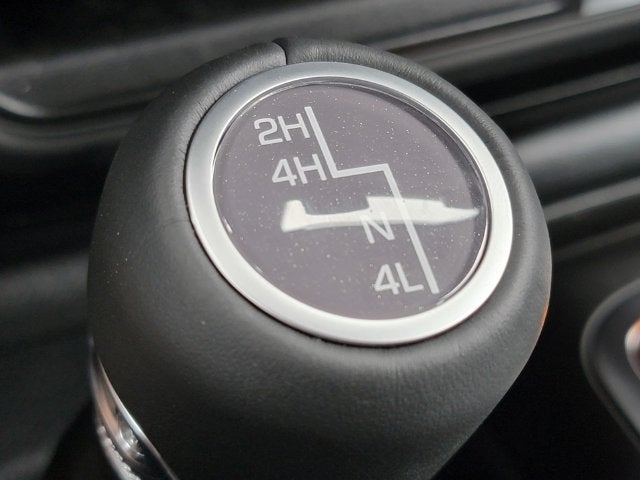 2027 Jeep Wrangler WRANGLER 4-DOOR SAHARA