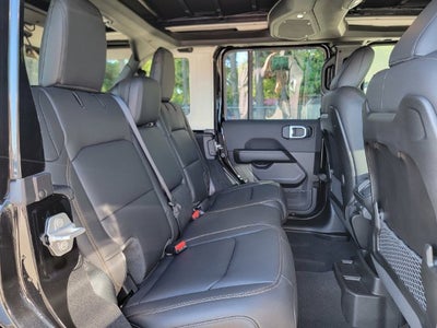 2027 Jeep Wrangler WRANGLER 4-DOOR SAHARA