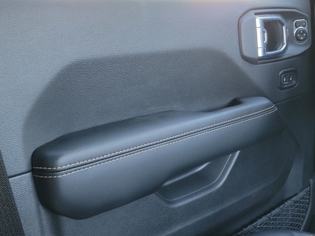 2027 Jeep Wrangler WRANGLER 4-DOOR SAHARA