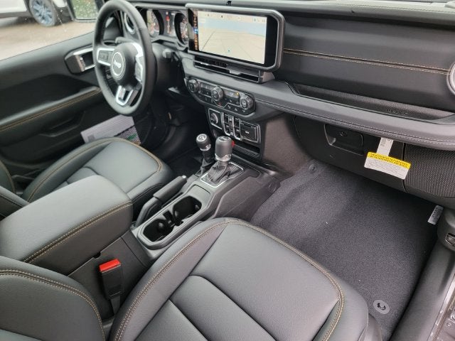 2027 Jeep Wrangler WRANGLER 4-DOOR SAHARA