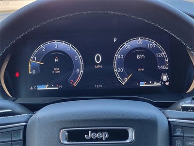 2025 Jeep Grand Cherokee GRAND CHEROKEE LAREDO 4X4