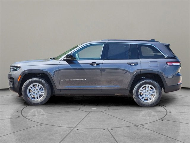 2025 Jeep Grand Cherokee GRAND CHEROKEE LAREDO 4X4