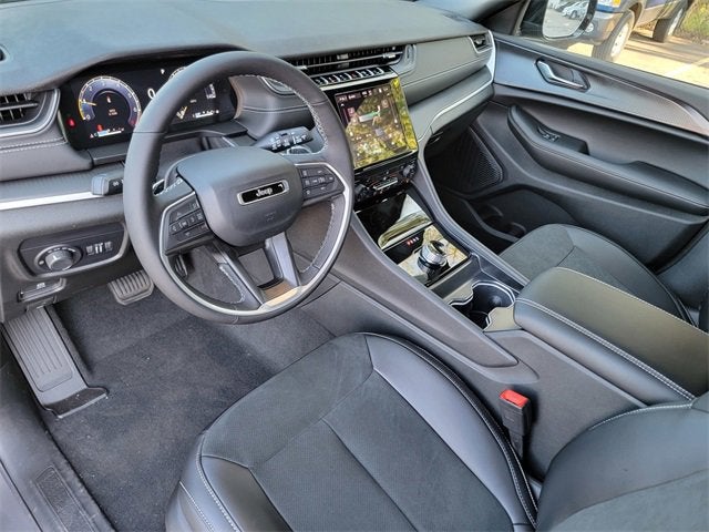 2025 Jeep Grand Cherokee GRAND CHEROKEE ALTITUDE 4X4