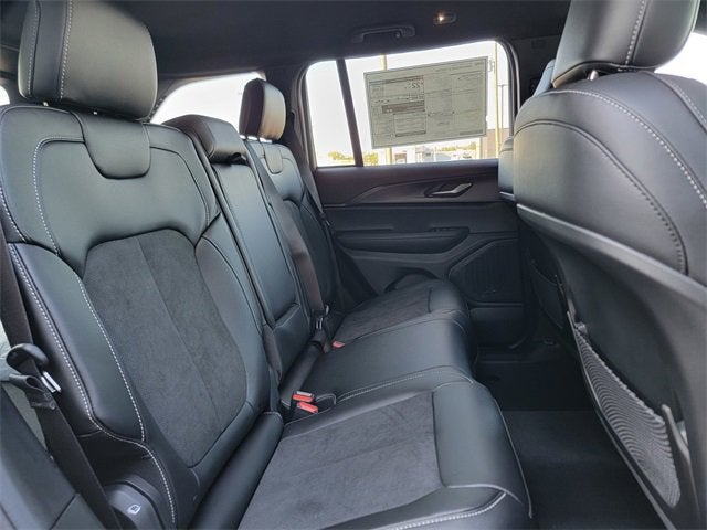 2025 Jeep Grand Cherokee GRAND CHEROKEE ALTITUDE 4X4