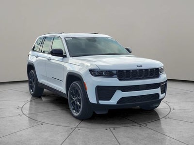 2026 Jeep Grand Cherokee GRAND CHEROKEE LAREDO ALTITUDE 4X4