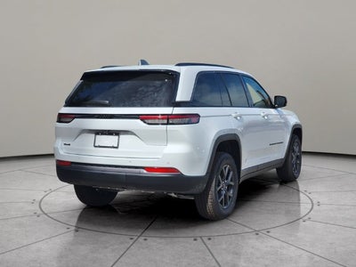 2027 Jeep Grand Cherokee GRAND CHEROKEE LAREDO ALTITUDE 4X4