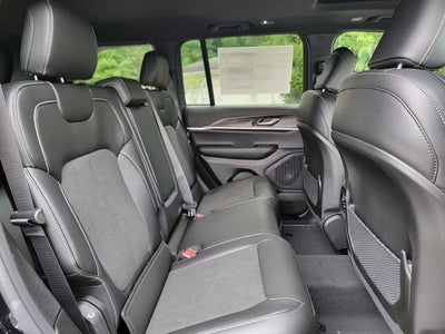 2026 Jeep Grand Cherokee GRAND CHEROKEE LAREDO ALTITUDE 4X4