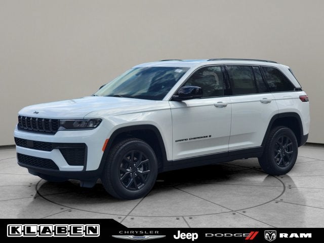 2027 Jeep Grand Cherokee GRAND CHEROKEE LAREDO ALTITUDE 4X4