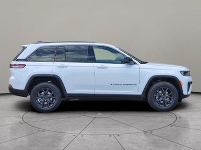 2027 Jeep Grand Cherokee GRAND CHEROKEE LAREDO ALTITUDE 4X4