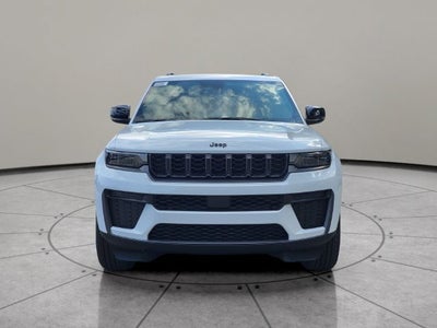 2027 Jeep Grand Cherokee GRAND CHEROKEE LAREDO ALTITUDE 4X4