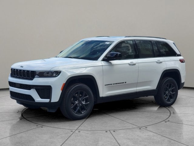 2027 Jeep Grand Cherokee GRAND CHEROKEE LAREDO ALTITUDE 4X4