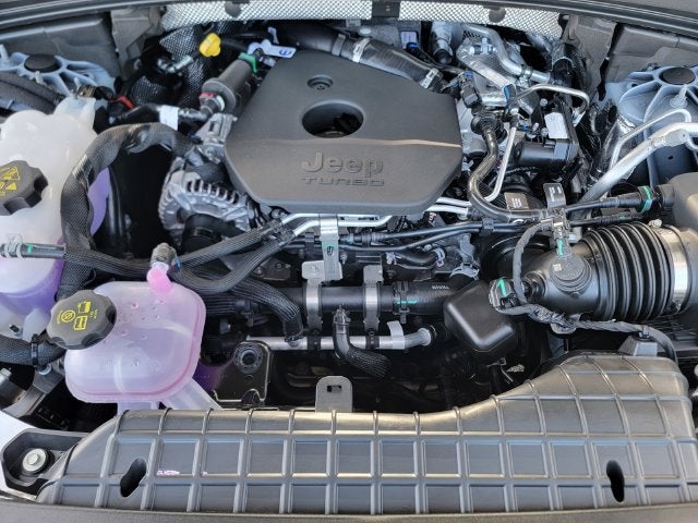 2027 Jeep Grand Cherokee GRAND CHEROKEE LAREDO ALTITUDE 4X4