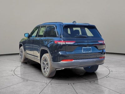 2027 Jeep Grand Cherokee GRAND CHEROKEE LAREDO ALTITUDE 4X4