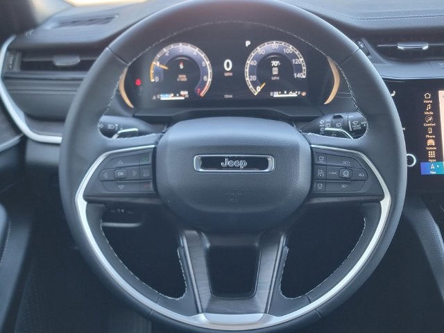 2027 Jeep Grand Cherokee GRAND CHEROKEE LAREDO ALTITUDE 4X4