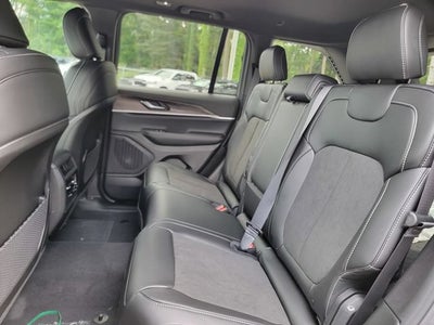 2026 Jeep Grand Cherokee GRAND CHEROKEE LAREDO ALTITUDE 4X4