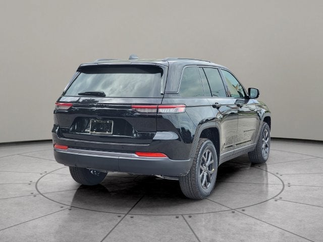 2027 Jeep Grand Cherokee GRAND CHEROKEE LAREDO ALTITUDE 4X4