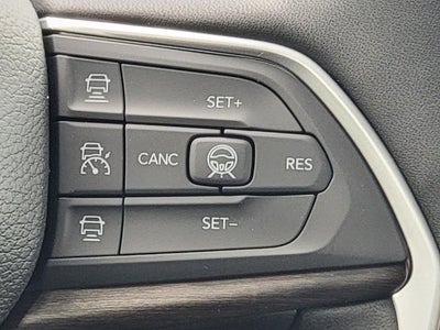 2027 Jeep Grand Cherokee GRAND CHEROKEE LAREDO ALTITUDE 4X4