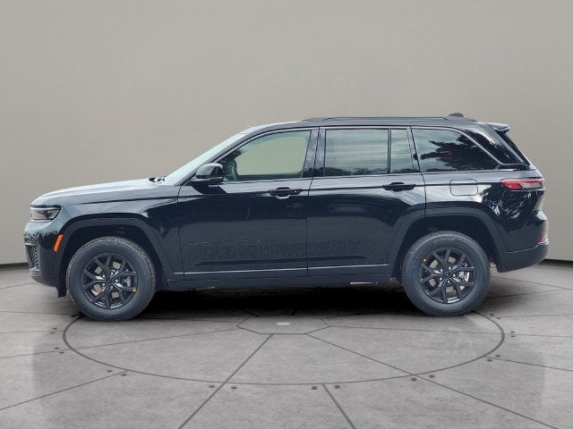 2027 Jeep Grand Cherokee GRAND CHEROKEE LAREDO ALTITUDE 4X4