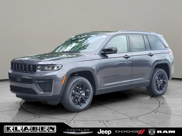 2026 Jeep Grand Cherokee GRAND CHEROKEE LAREDO ALTITUDE 4X4
