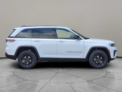 2026 Jeep Grand Cherokee GRAND CHEROKEE LAREDO ALTITUDE 4X4