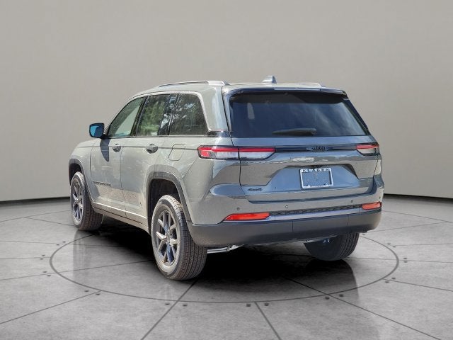 2027 Jeep Grand Cherokee GRAND CHEROKEE LAREDO ALTITUDE 4X4