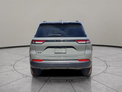 2027 Jeep Grand Cherokee GRAND CHEROKEE LAREDO ALTITUDE 4X4