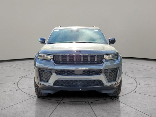 2027 Jeep Grand Cherokee GRAND CHEROKEE LAREDO ALTITUDE 4X4