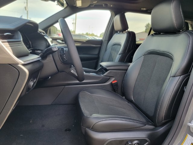 2027 Jeep Grand Cherokee GRAND CHEROKEE LAREDO ALTITUDE 4X4