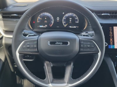 2027 Jeep Grand Cherokee GRAND CHEROKEE LAREDO ALTITUDE 4X4