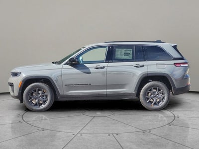 2027 Jeep Grand Cherokee GRAND CHEROKEE LAREDO ALTITUDE 4X4