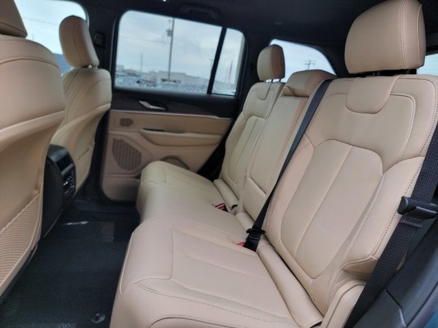 2027 Jeep Grand Cherokee GRAND CHEROKEE LIMITED 4X4